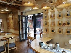 -霸王茶姬(南强街店)