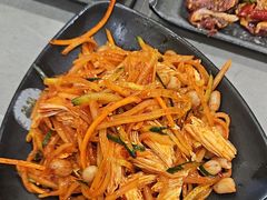 -啊美丽炭火烤肉(滑翔一店)