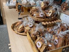 -Dough&Joe团憩(瑞虹天地月亮湾店)