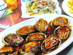 浇汁鲍鱼-来之顺海鲜菜馆·青岛菜·始于1993(栈桥店)