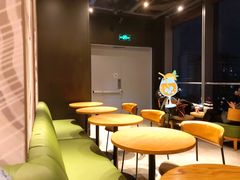 大堂-星巴克(杭州嘉里中心4F店)