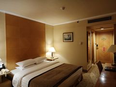 -北京新世纪饭店(动物园地铁站店)