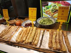 -泰龙城小吃街