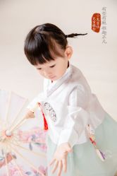 -小鬼当佳儿童摄影(河北保定店)