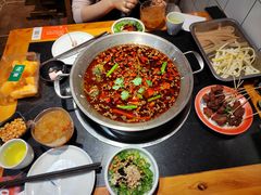 -小饕荟雅安贡椒鱼鲜馆(广福桥店)
