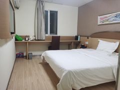 -7天酒店·贵阳小十字店