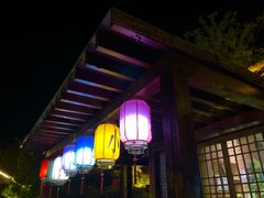 -百里峡七彩艺术小镇