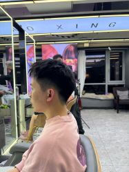 -藤野造型烫发染发