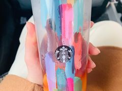 -星巴克臻选(盐城金鹰聚龙湖店)