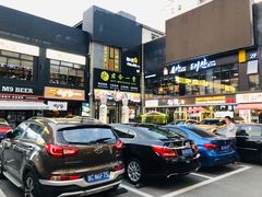 -天乐广场(食多滋美食城店)