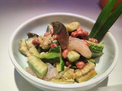 配菜-鸣记脆皮烤鱼·海鲜烤鱼(三八广场店)