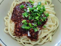 牛肉杂酱面-玉滋補