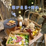 在新秀公园里，藏着两家好看又出片，白天可以喝咖啡