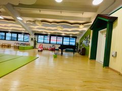 -乐融儿童之家早教托育(台州校区)