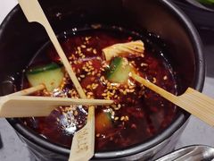 -红鼎豆捞·非遗鲍皇汤火锅(宝丰路店)