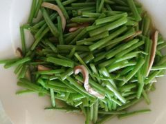 芦蒿炒香干-冶春茶社(官园桥店)