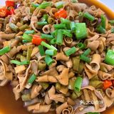 酸豆角炒鸡肠