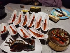 -雍容荟帝王蟹活龙虾展台自助(IFS黑金店)