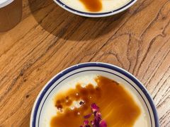 -云阿蛮云南生烫牛肉米线(奉贤路店)