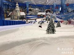 -长沙湘江冰雪世界