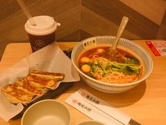 -遇见小面(东方宝泰店)