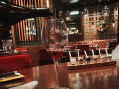 -恰餐厅及酒吧 CHAR Bar & Grill (北京丽都皇冠假日店)