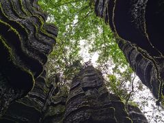 -梭布垭石林景区