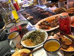 -马路牙子烧烤音乐酒馆(望京店)