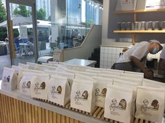 -焙丽拾光(麦凯乐直营店)
