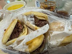 -闫家驴肉老店(华电一校店)