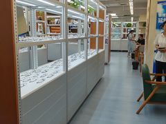 -无奔眼镜·蔡司·依视路授权店(马家堡店)