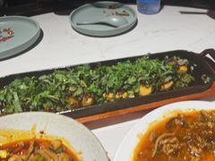 -院8里·小聚园老川菜(九眼桥店)