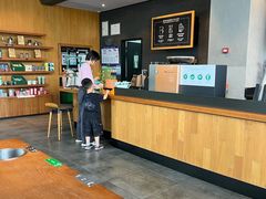 -星巴克(武汉金色港湾店)