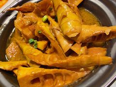 竹笋烧肉-竹中驿农家餐馆