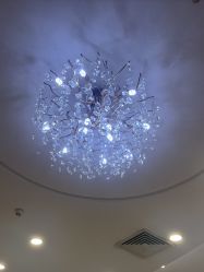 点击看大图 -八佰伴8008星级形象店