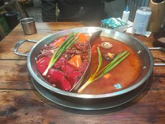 -老街·稳拈老火锅(海椒市店)
