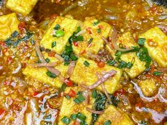 -云海肴·汽锅鸡·云南菜(天山百盛优客店)