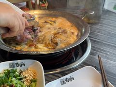 -老船舫·现做活鲜鱼馆(东郊记忆店)