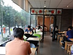-麦当劳(伟城广场店)