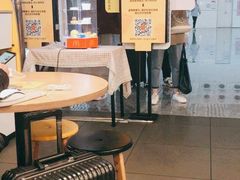 -麦当劳(郑州东高铁站店)