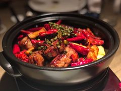 椒麻黑蒜安格斯牛肉粒-悦轩中餐厅·高空江景·杭州柏悦酒店