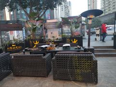 -何师烧烤Pro ·江湖川菜·小龙虾·精酿(太古里旗舰店)