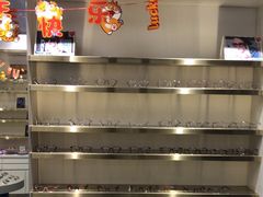 -视野联行眼镜•蔡司•依视路(温江店)