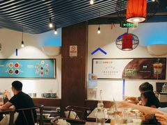 -尚尚仙·酸汤猪手·猪肚鸡火锅(华联万柳购物中心店)