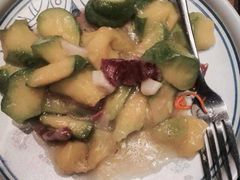 -云海肴·汽锅鸡·云南菜(天山百盛优客店)