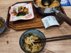 -小满手工粉(杭州滨江龙湖店)