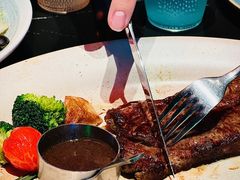 -DEEP·美式餐吧(五棵松华熙LIVE店)
