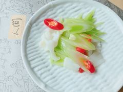 -穹六人间 people 6(岳阳路店)