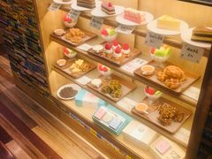 -猫的天空之城概念书店(印象城购物中心店)