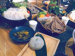 -湊湊火锅·茶憩(上海合生汇店)